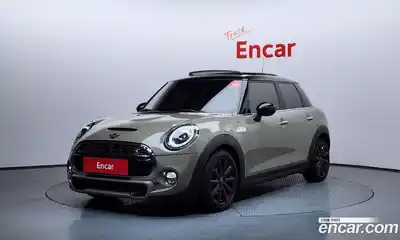 Mini Cooper, 2018