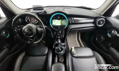 Mini Cooper 2018 2.0 гидро в Москве № 210803, миниатюра 7