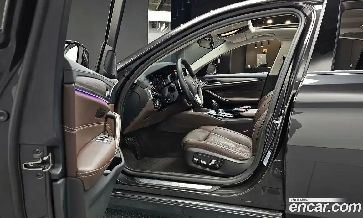 BMW 5-Series 2018 2.0 гидро в Москве, фото 10