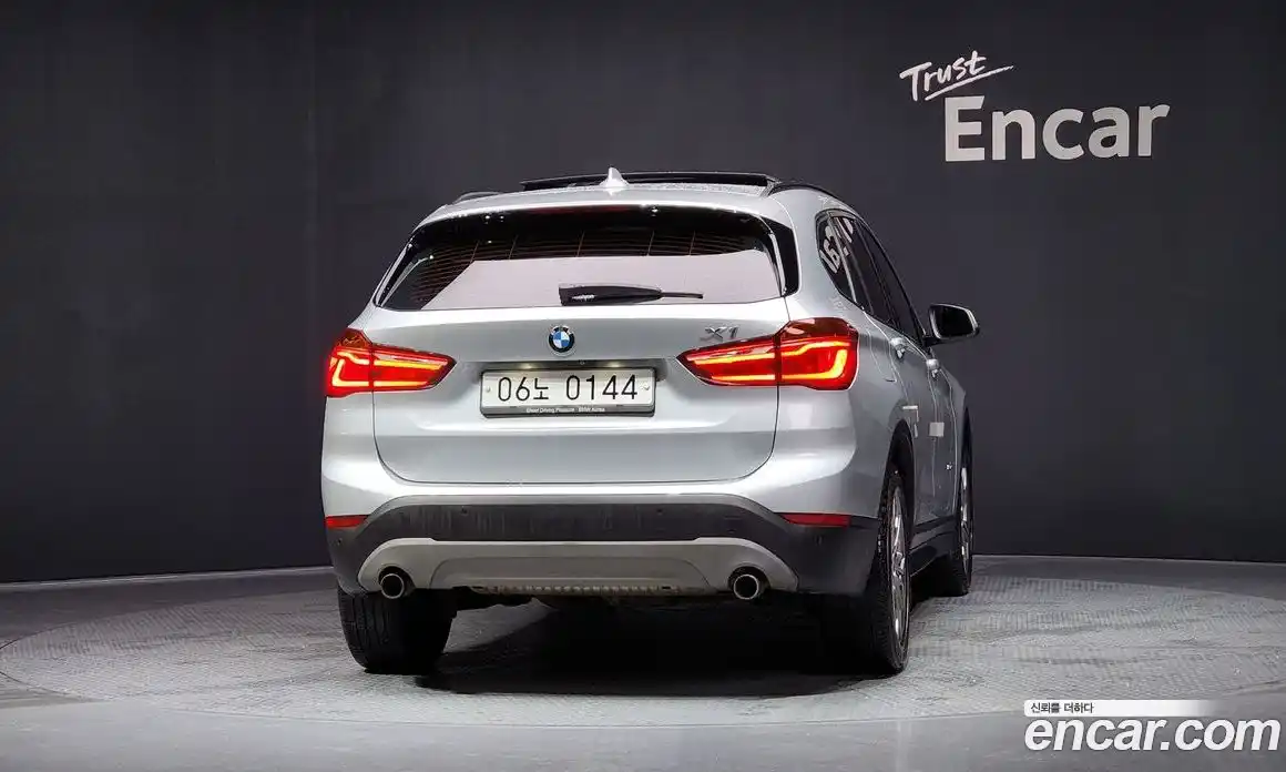 BMW X1 2016 2.0 гидро в Москве № 211530, фото 4