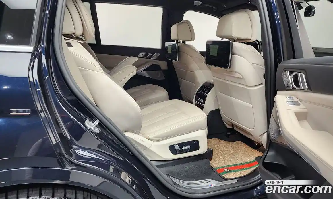 BMW X7 2022 3.0 гидро в Москве № 211546, фото 12
