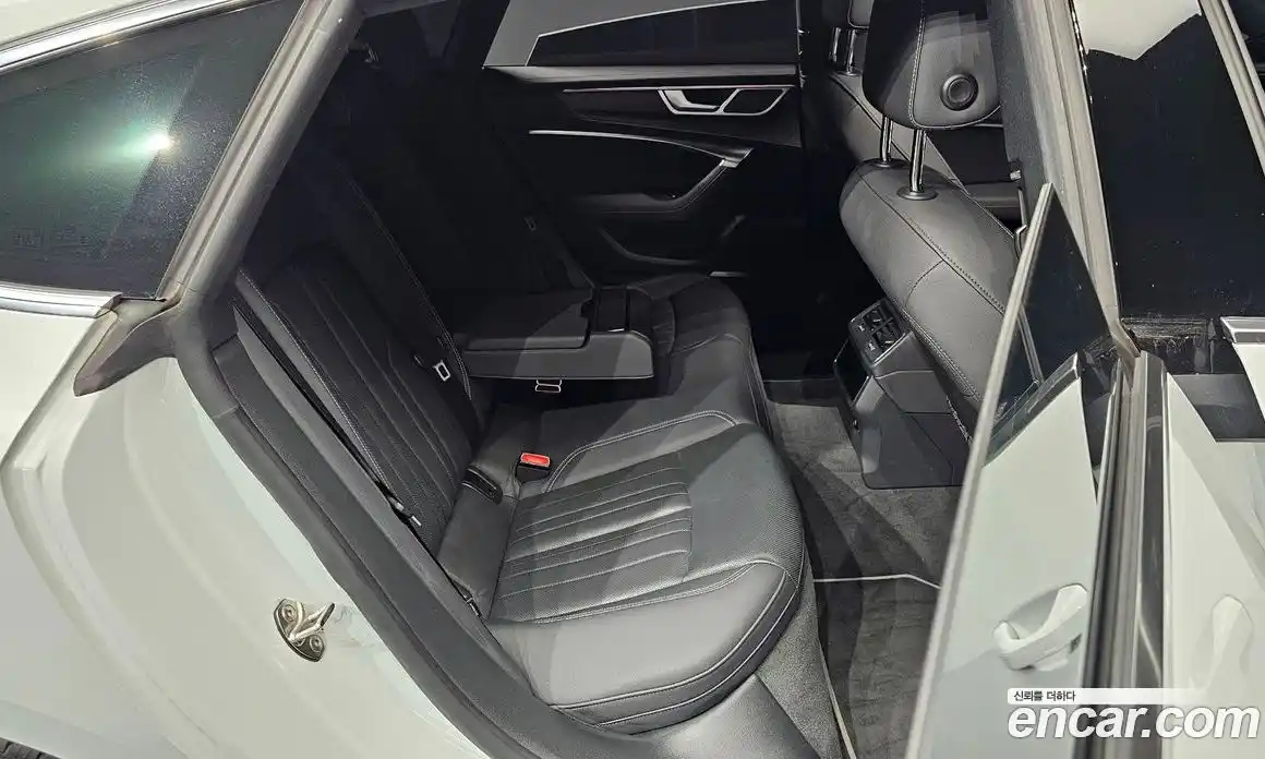 Audi A7 2020 3.0 гидро в Москве № 212317, фото 12
