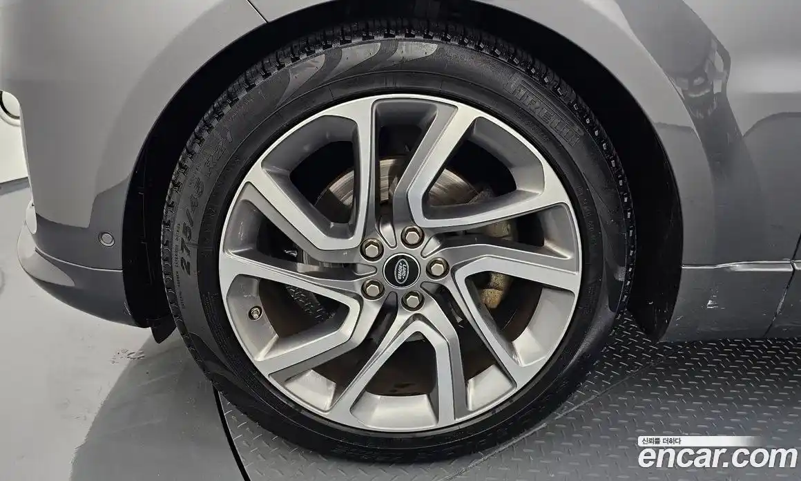 Land Rover Range-Rover Sport 2018 3.0 гидро в Москве № 213455, фото 5