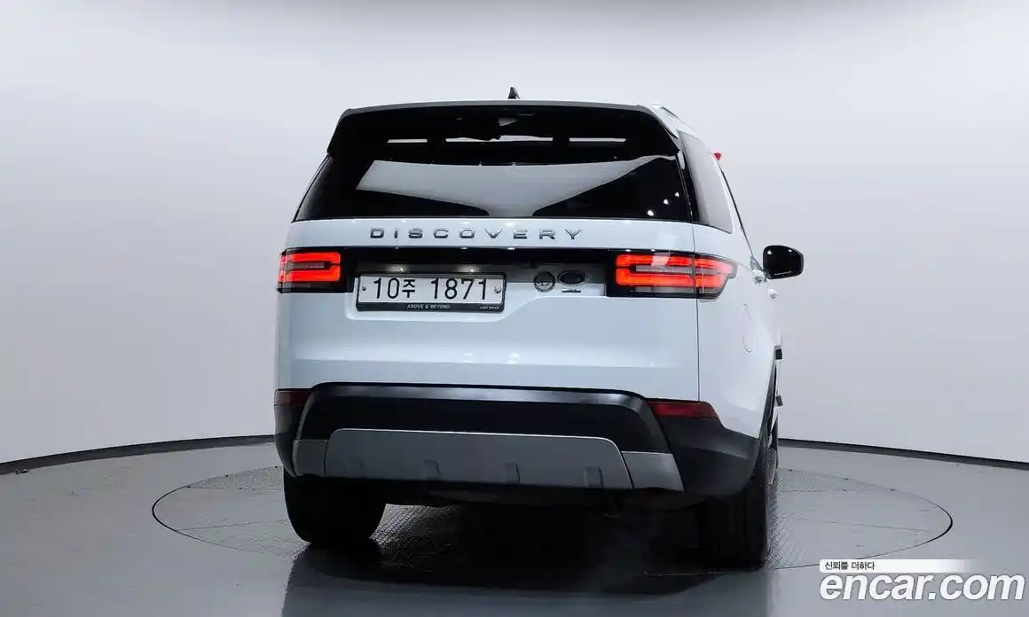 Land Rover Discovery 2017 2.0 гидро в Москве № 213471, фото 4
