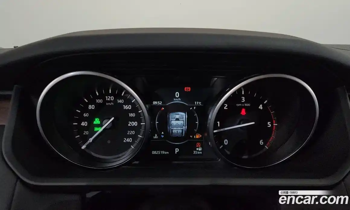 Land Rover Discovery 2017 2.0 гидро в Москве № 213471, фото 8