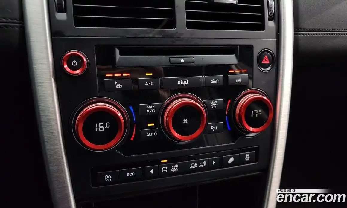 Land Rover Discovery Sport 2017 2.0 гидро в Москве № 213610, фото 17