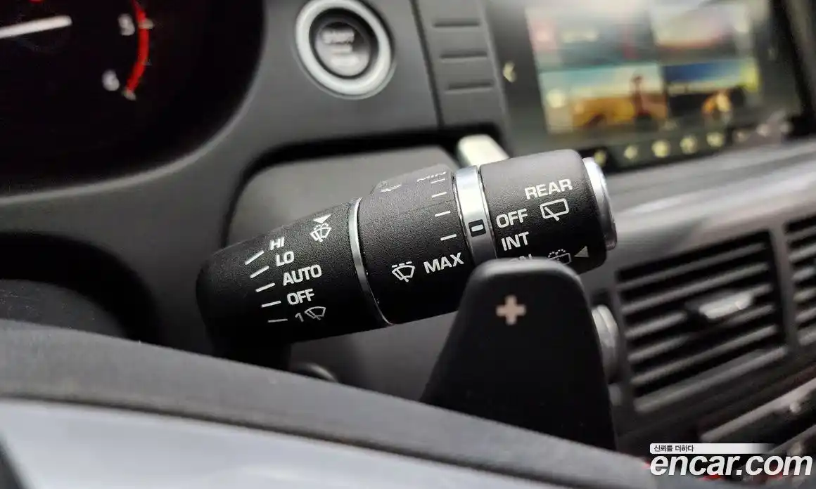 Land Rover Discovery Sport 2017 2.0 гидро в Москве № 213610, фото 18