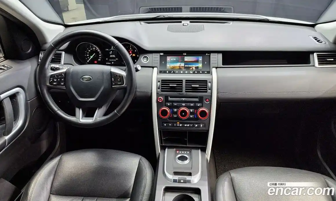 Land Rover Discovery Sport 2017 2.0 гидро в Москве № 213610, фото 7