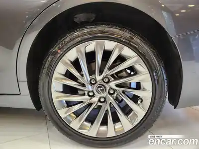 Lexus ES 2025 2.5 вариатор в Москве № 214735, миниатюра 6