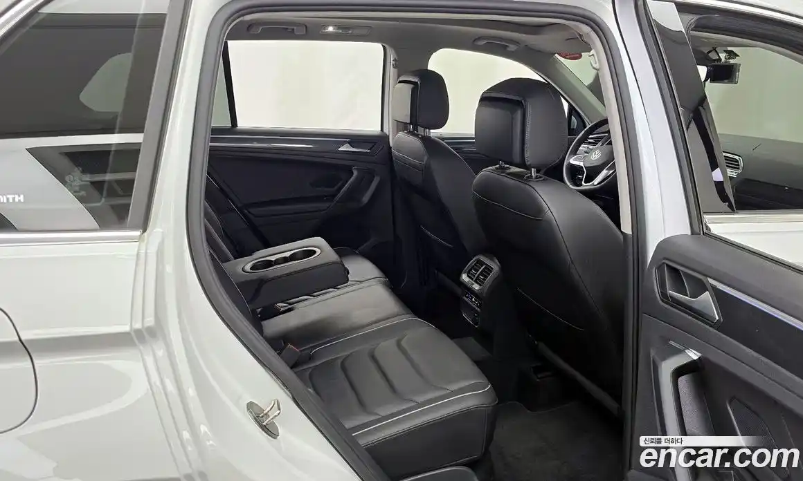 Volkswagen Tiguan 2024 2.0 гидро в Москве № 214874, фото 12