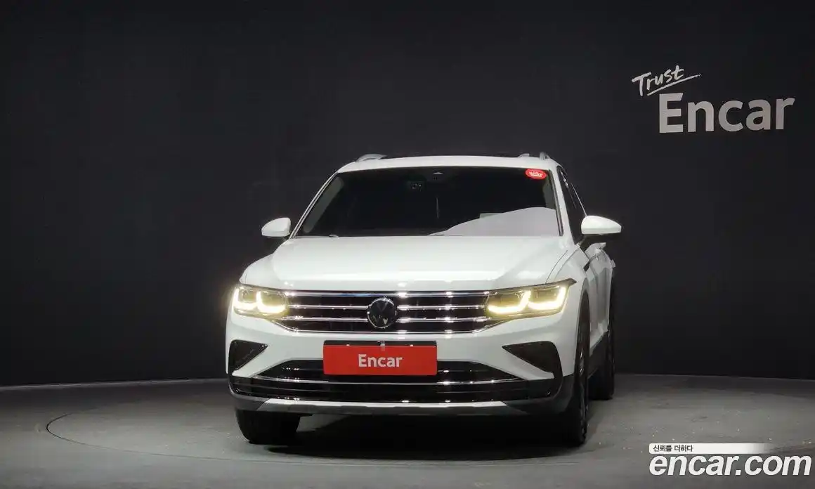 Volkswagen Tiguan 2024 2.0 гидро в Москве № 214874, фото 3