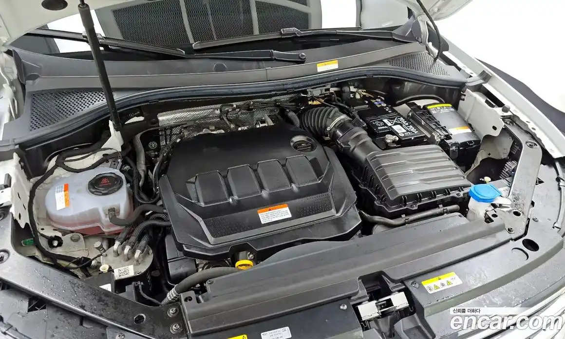 Volkswagen Tiguan 2024 2.0 гидро в Москве № 214874, фото 6
