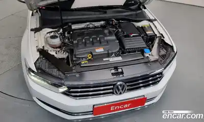 Volkswagen Passat 2018 2.0 гидро в Москве № 214945, миниатюра 6