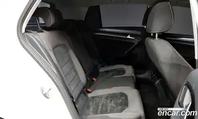 Volkswagen Golf 2015 1.6 гидро в Москве № 215314, миниатюра 12
