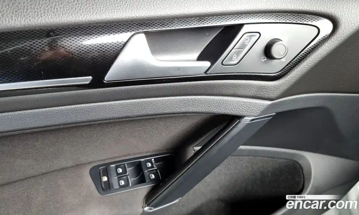 Volkswagen Golf 2015 1.6 гидро в Москве № 215314, фото 19