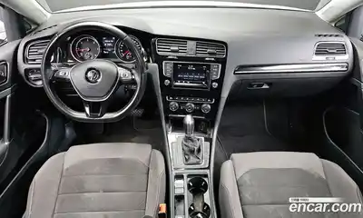 Volkswagen Golf 2015 2.0 гидро в Москве № 215323, миниатюра 7