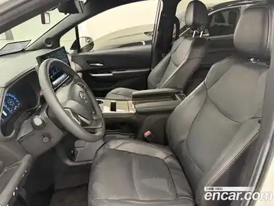 Toyota Sienna 2025 2.5 вариатор в Москве № 215578, миниатюра 11