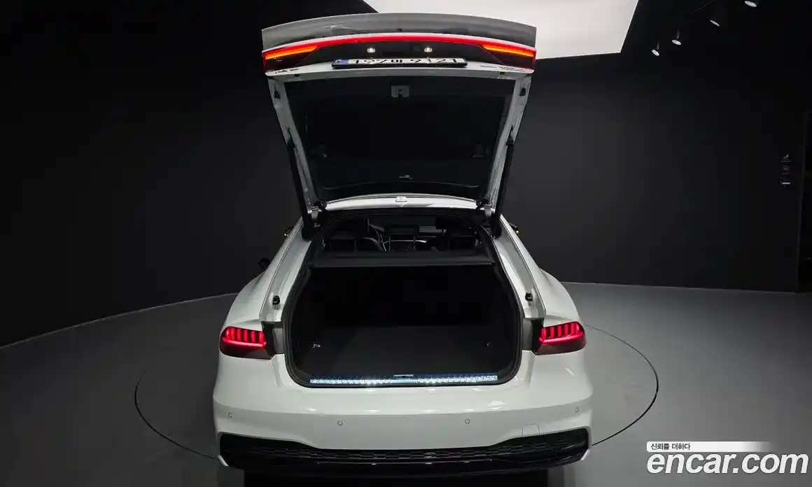 Audi A7 2022 3.0 гидро в Москве № 229703, фото 20