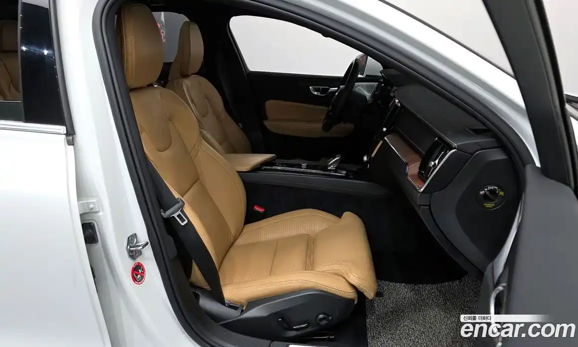 Volvo S60 2021 2.0 гидро в Москве № 230481, фото 11