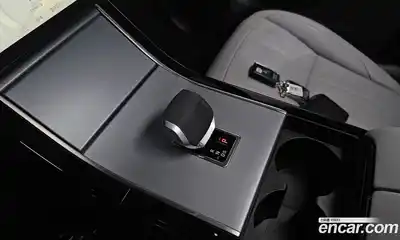 Land Rover Range-Rover Evoque 2025 2.0 гидро в Москве № 231120, миниатюра 8