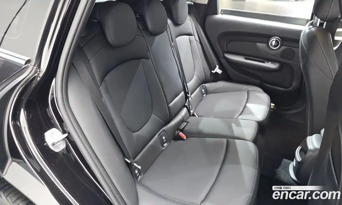 Mini Clubman 2019 1.5 гидро в Москве № 231154, фото 11