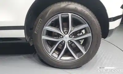 Land Rover Range-Rover Evoque 2024 2.0 гидро в Москве № 231171, миниатюра 5