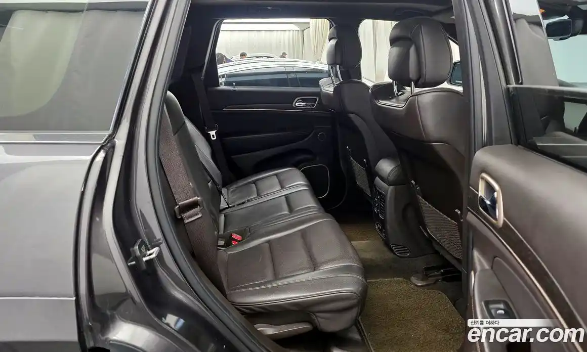 Jeep Cherokee 2014 3.0 гидро в Москве № 232713, фото 12