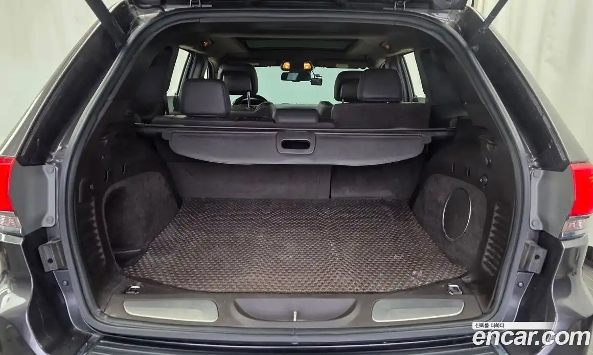 Jeep Cherokee 2014 3.0 гидро в Москве № 232713, фото 20