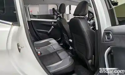 Peugeot 2008 2015 1.6 гидро в Москве № 235633, миниатюра 12