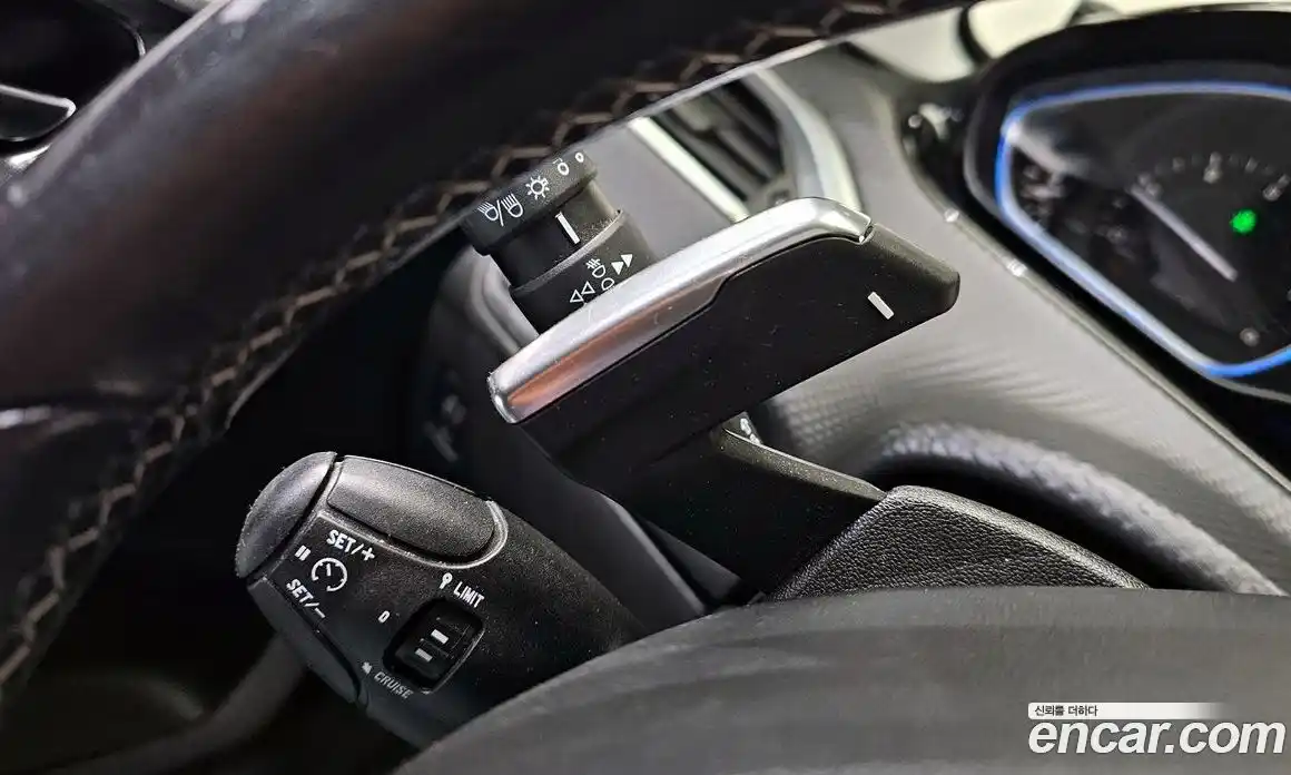 Peugeot 2008 2015 1.6 гидро в Москве № 235633, фото 18