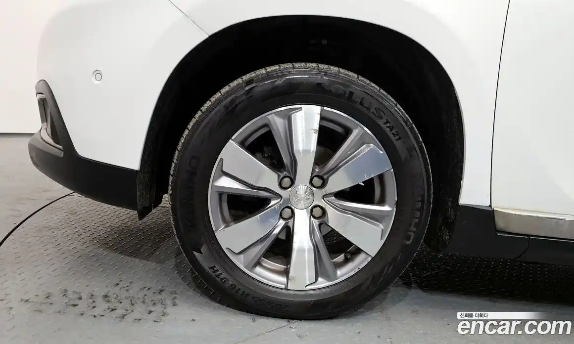 Peugeot 2008 2015 1.6 гидро в Москве № 235633, фото 5