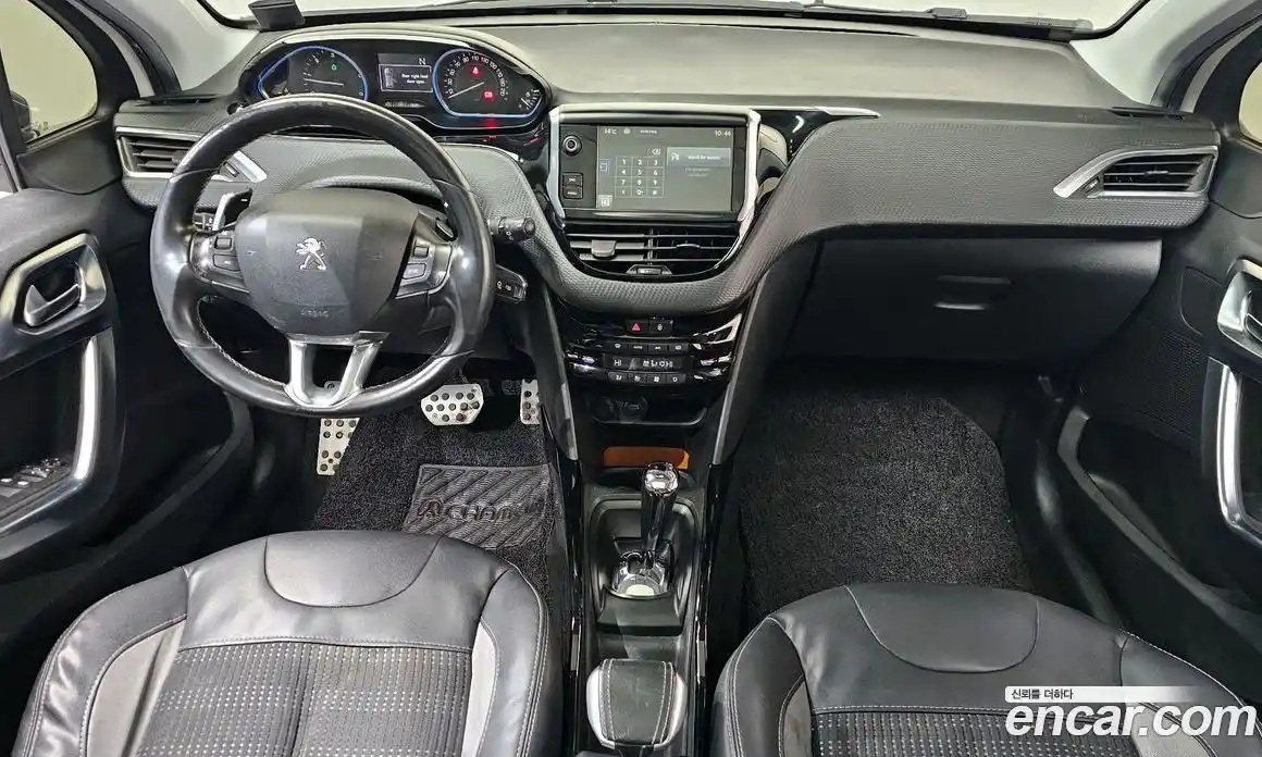 Peugeot 2008 2015 1.6 гидро в Москве № 235633, фото 7