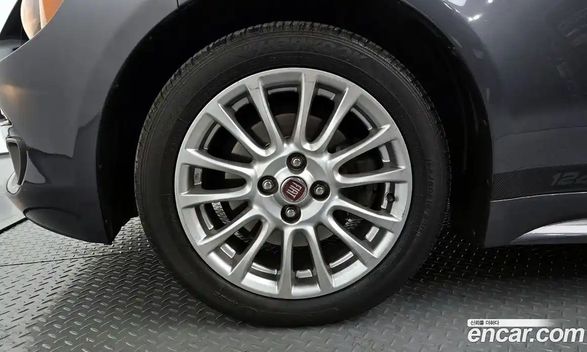 Fiat 124 2017 1.4 гидро в Москве № 249662, фото 5