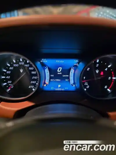 Maserati Levante 2016 3.0 гидро в Москве № 256036, миниатюра 11