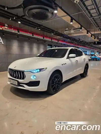 Maserati Levante 2016 3.0 гидро в Москве № 256036, миниатюра 3
