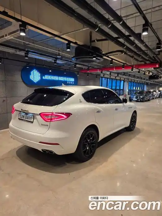 Maserati Levante 2016 3.0 гидро в Москве № 256036, фото 6