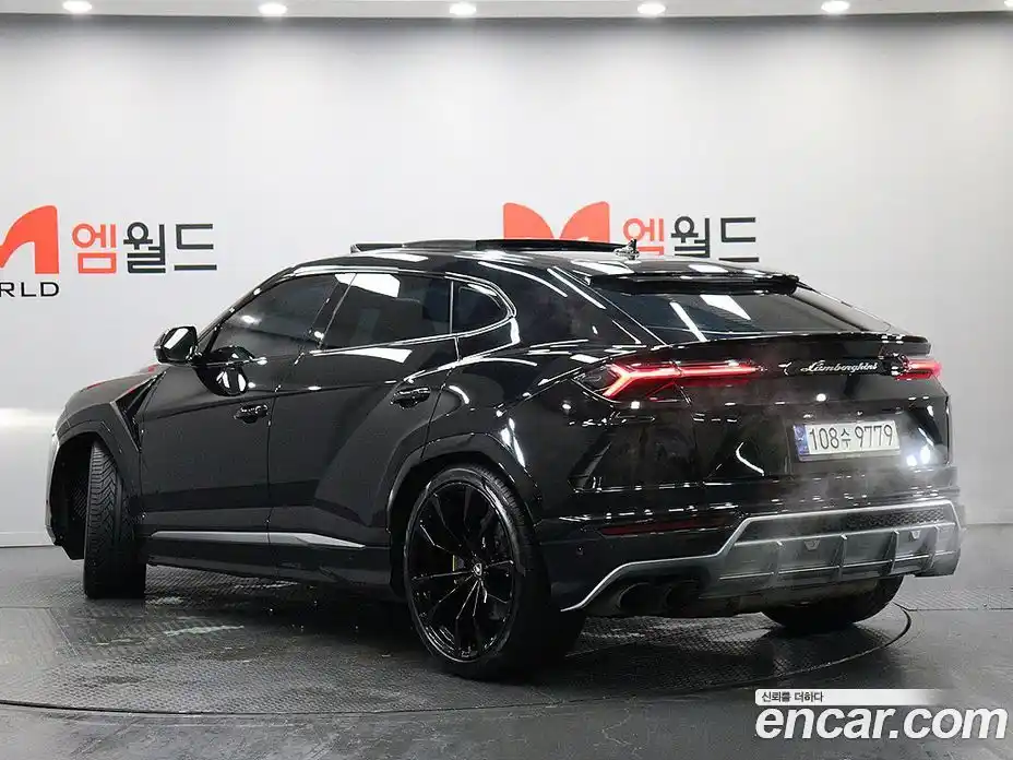 Lamborghini Urus 2021 4.0 гидро в Москве № 256337, фото 3