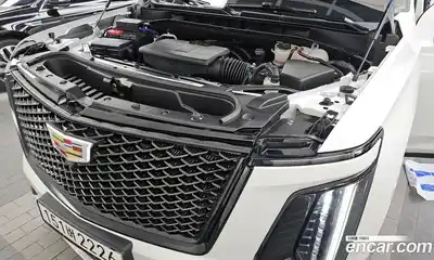 Cadillac Escalade 2025 6.2 гидро в Москве № 256350, миниатюра 6