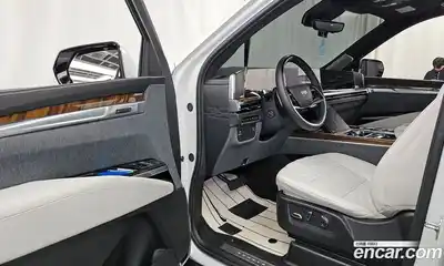Cadillac Escalade 2025 6.2 гидро в Москве № 256350, миниатюра 10
