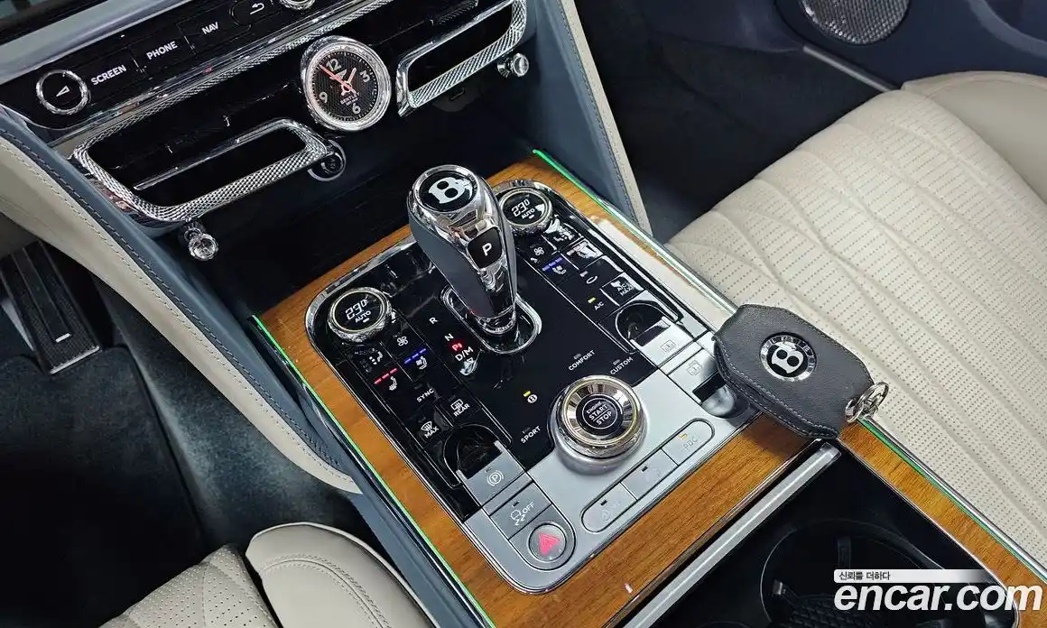 Bentley Flying Spur 2022 4.0 гидро в Москве № 256603, фото 9