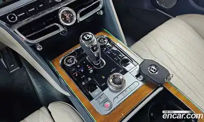 Bentley Flying Spur 2022 4.0 гидро в Москве № 256603, миниатюра 9