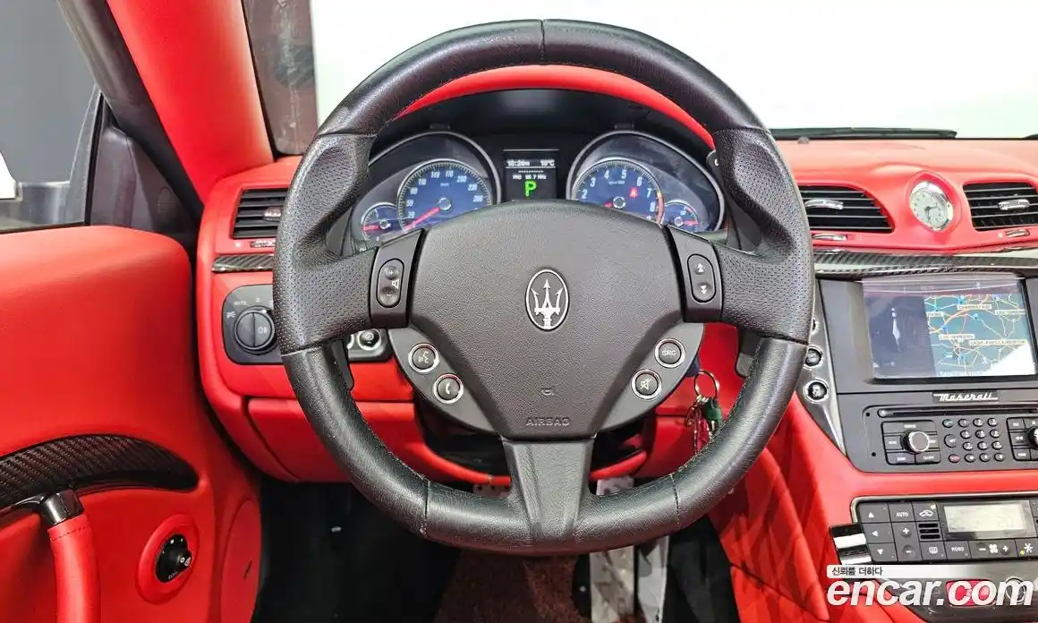 Maserati Gran Cabrio 2016 4.7 гидро в Москве № 282810, фото 16