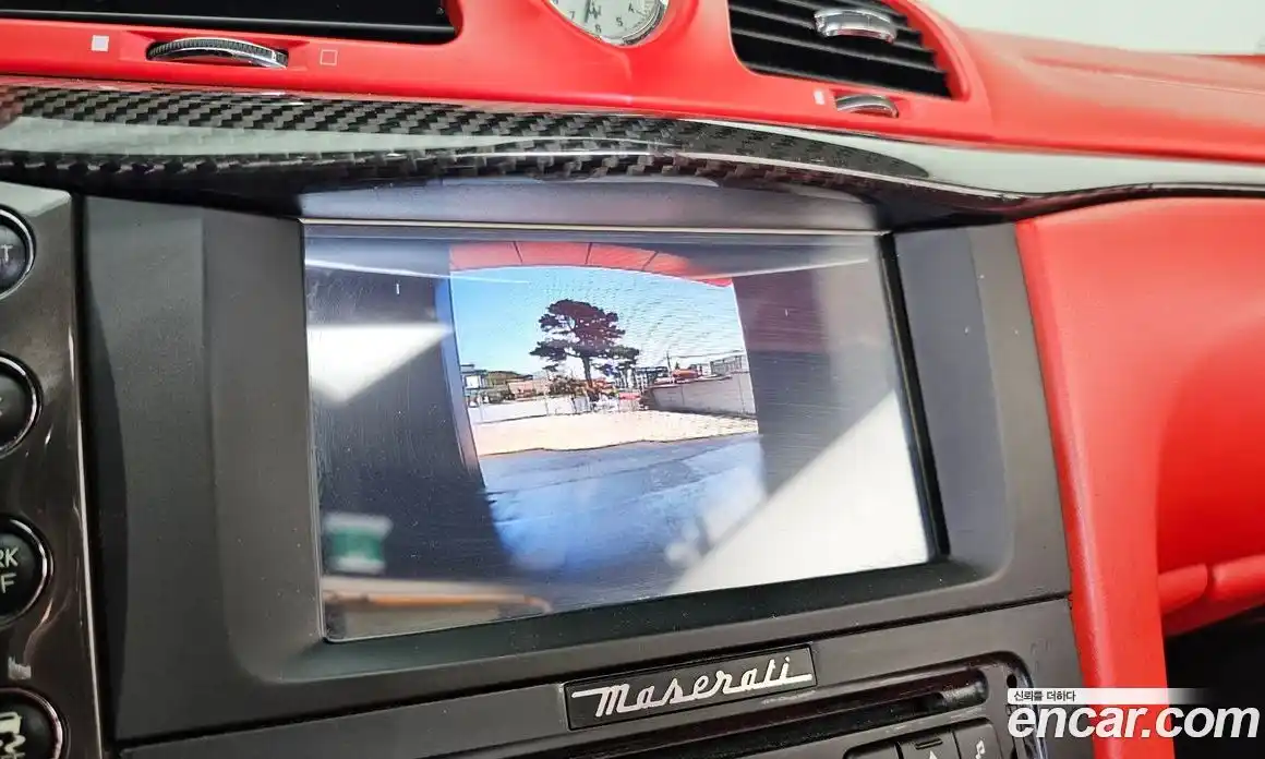 Maserati Gran Cabrio 2016 4.7 гидро в Москве № 282810, фото 19