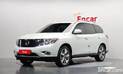 Nissan Pathfinder, 2016