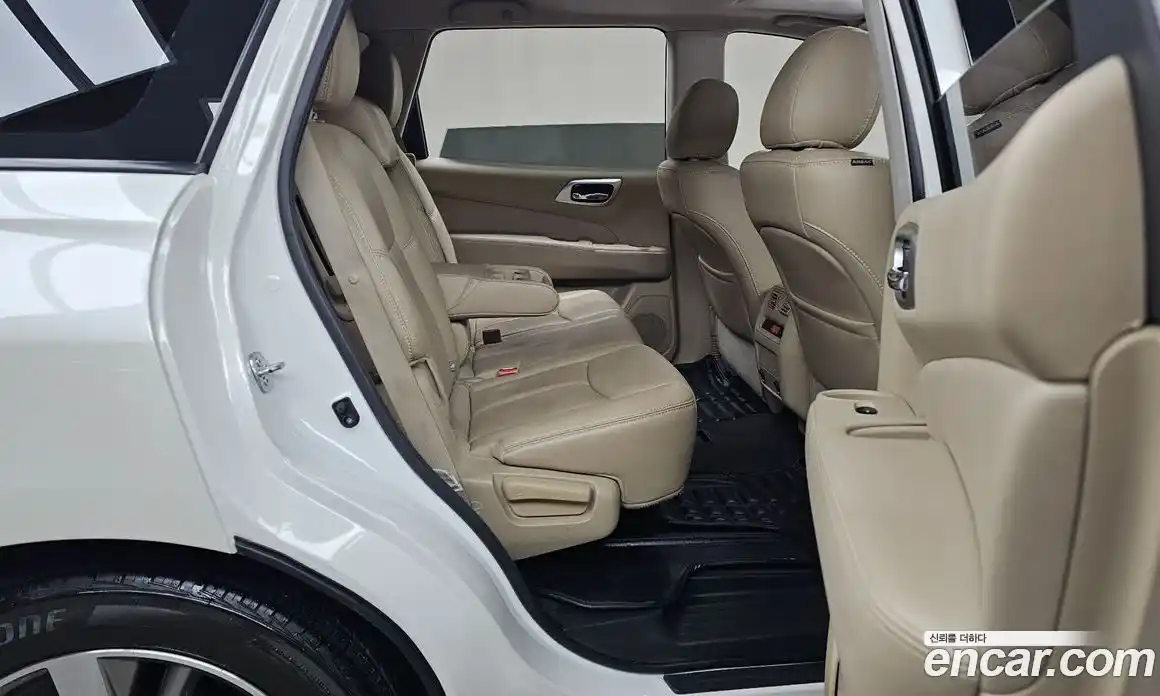 Nissan Pathfinder 2016 3.5 гидро в Москве № 284884, фото 12