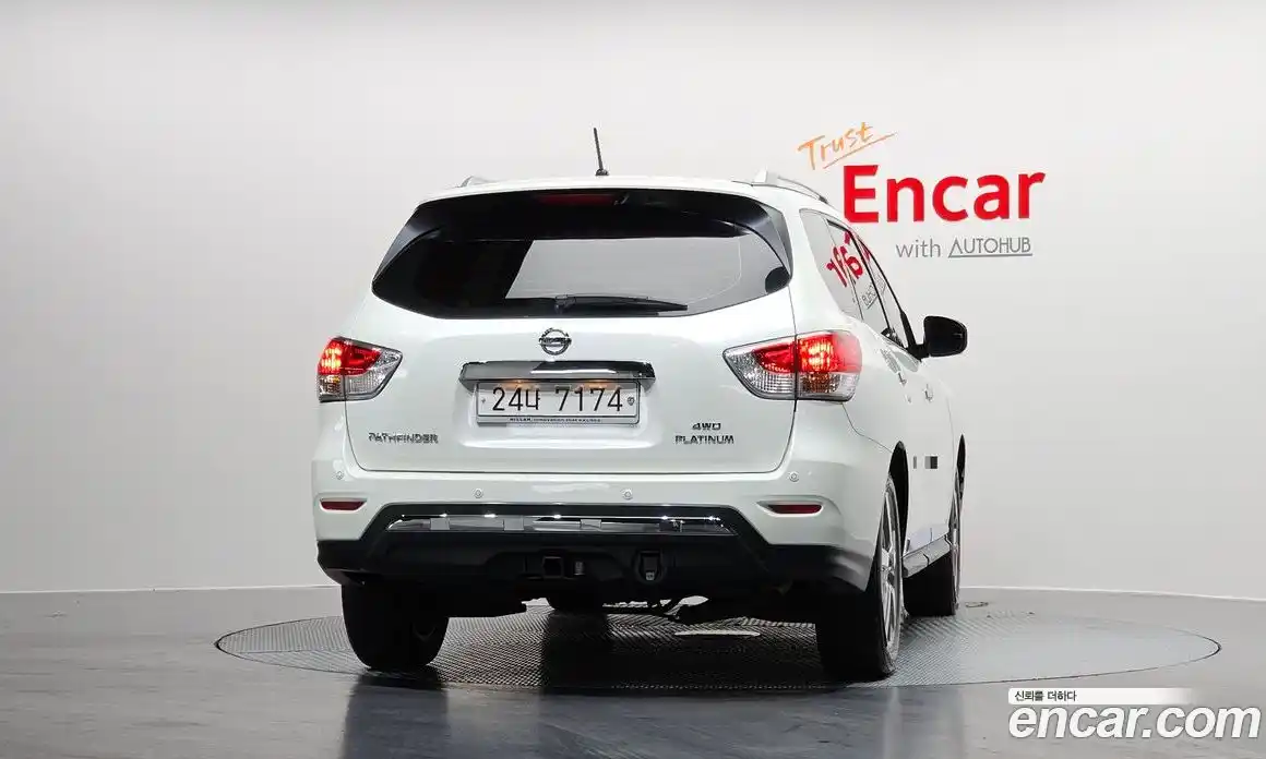 Nissan Pathfinder 2016 3.5 гидро в Москве № 284884, фото 4