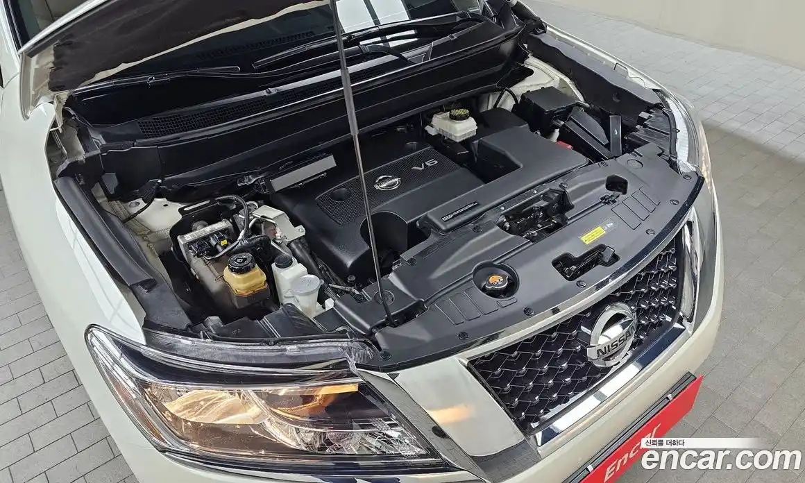 Nissan Pathfinder 2016 3.5 гидро в Москве № 284884, фото 6