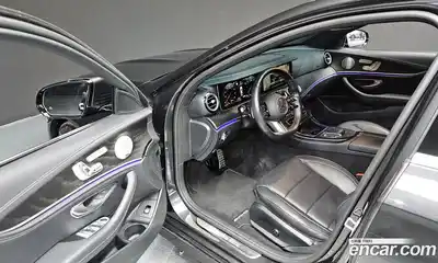 Mercedes-Benz E-Class 2022 1.9 гидро, миниатюра 10