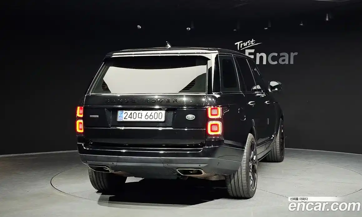 Land Rover Range-Rover 2018 5.0 гидро в Москве № 298214, фото 4