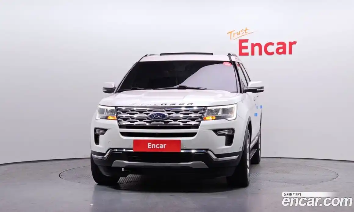 Ford Explorer 2019 2.3 гидро в Москве № 303191, фото 3